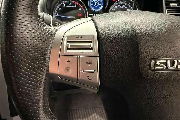 2018 Isuzu MU-X LS-M