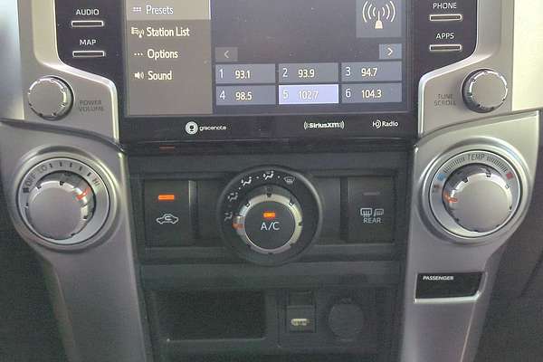 2023 Toyota 4Runner SR5