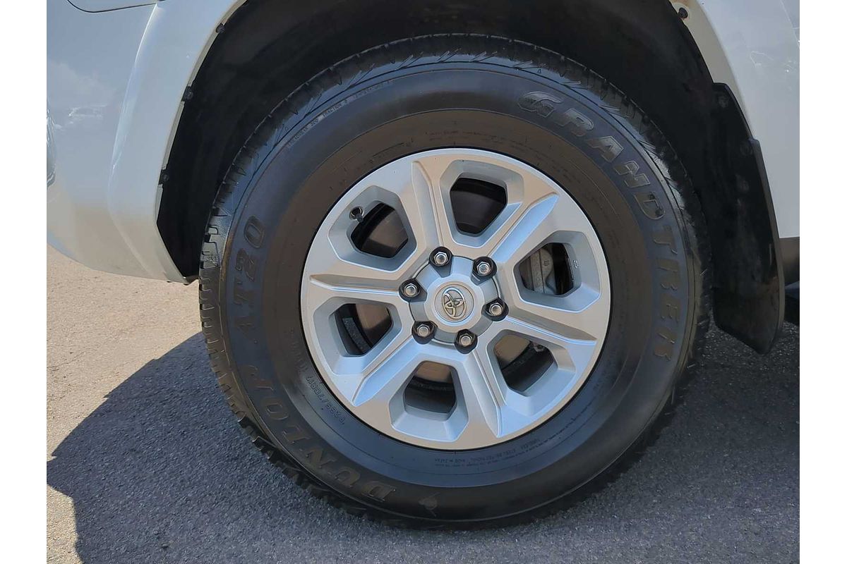 2023 Toyota 4Runner SR5