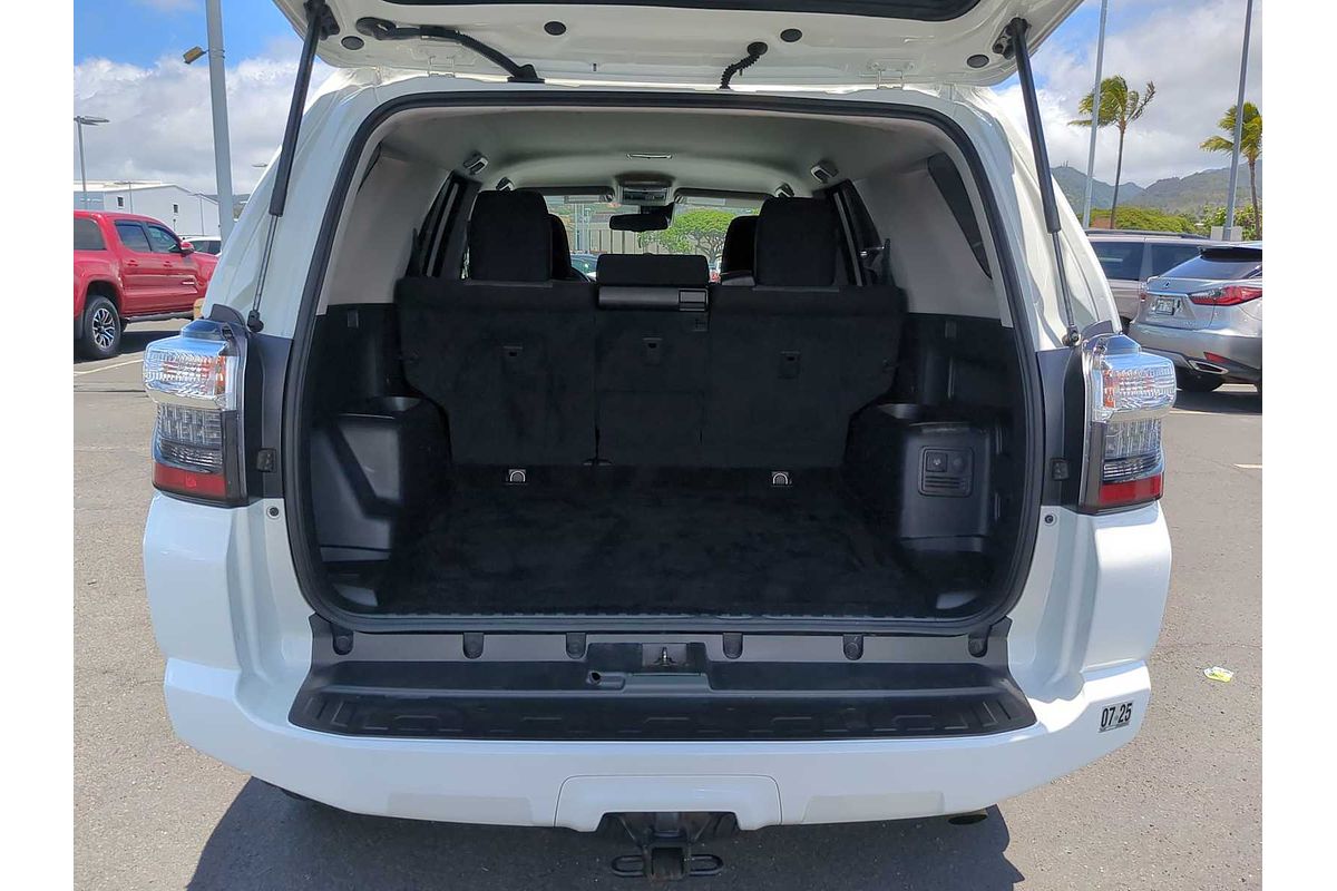 2023 Toyota 4Runner SR5
