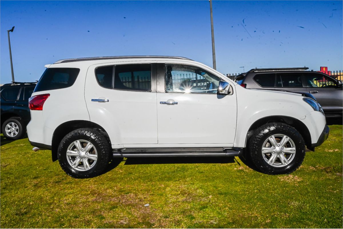 2016 Isuzu MU-X LS-T