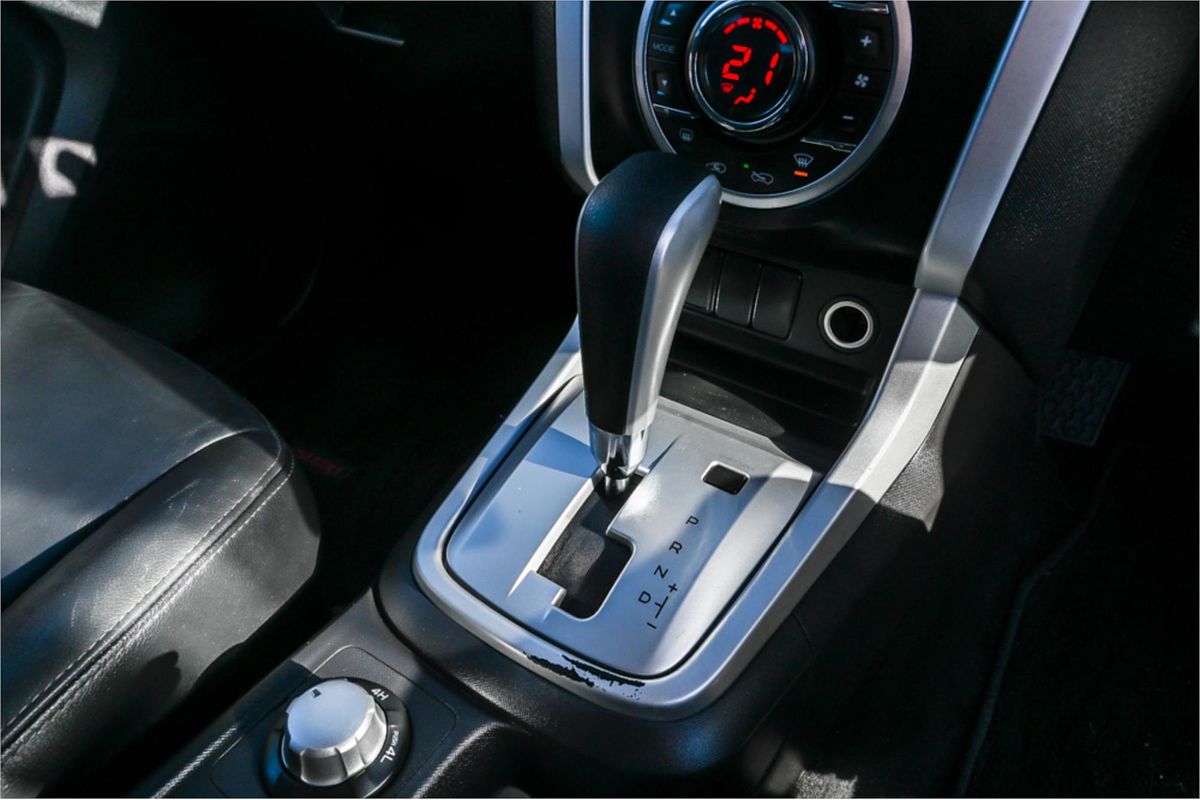 2016 Isuzu MU-X LS-T