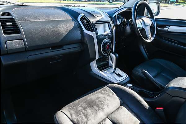 2016 Isuzu MU-X LS-T
