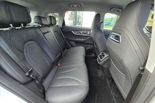 2025 Chery Tiggo 7 Pro URBAN PHEV/4AT