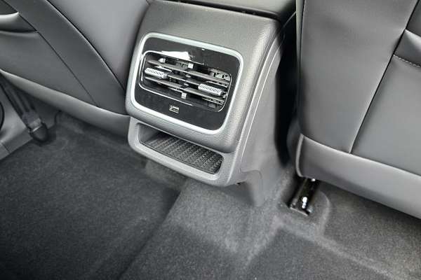 2025 Chery Tiggo 7 Pro URBAN PHEV/4AT