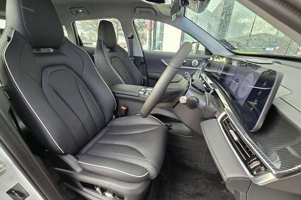 2025 Chery Tiggo 7 Pro URBAN PHEV/4AT