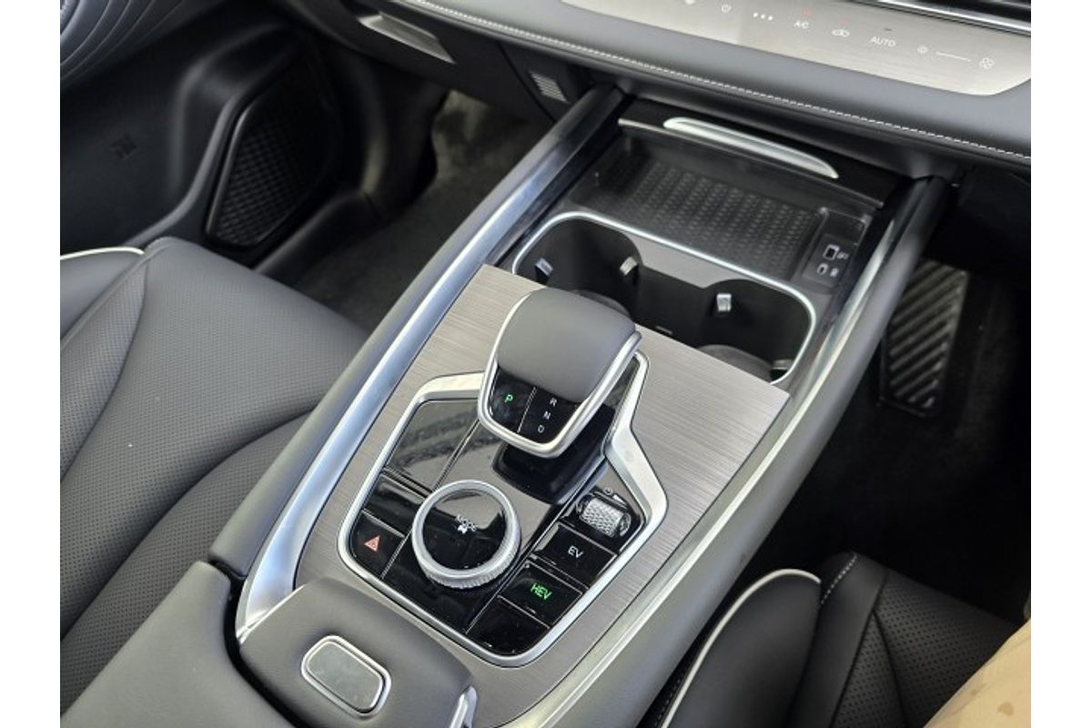 2025 Chery Tiggo 7 Pro URBAN PHEV/4AT