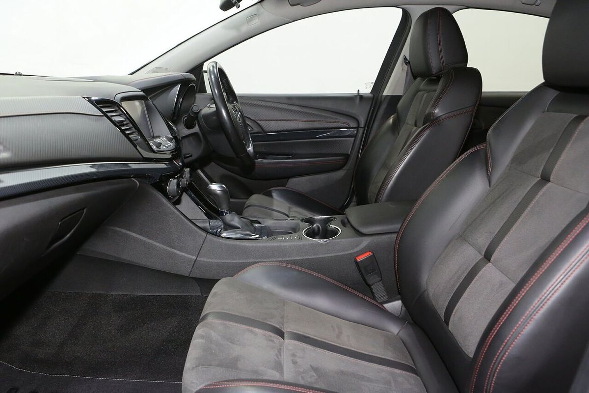 2016 Holden Commodore SV6 Black VF Series II