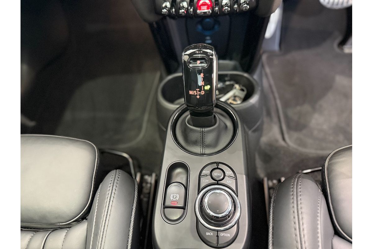 2021 MINI Hatch John Cooper Works Classic F56 LCI