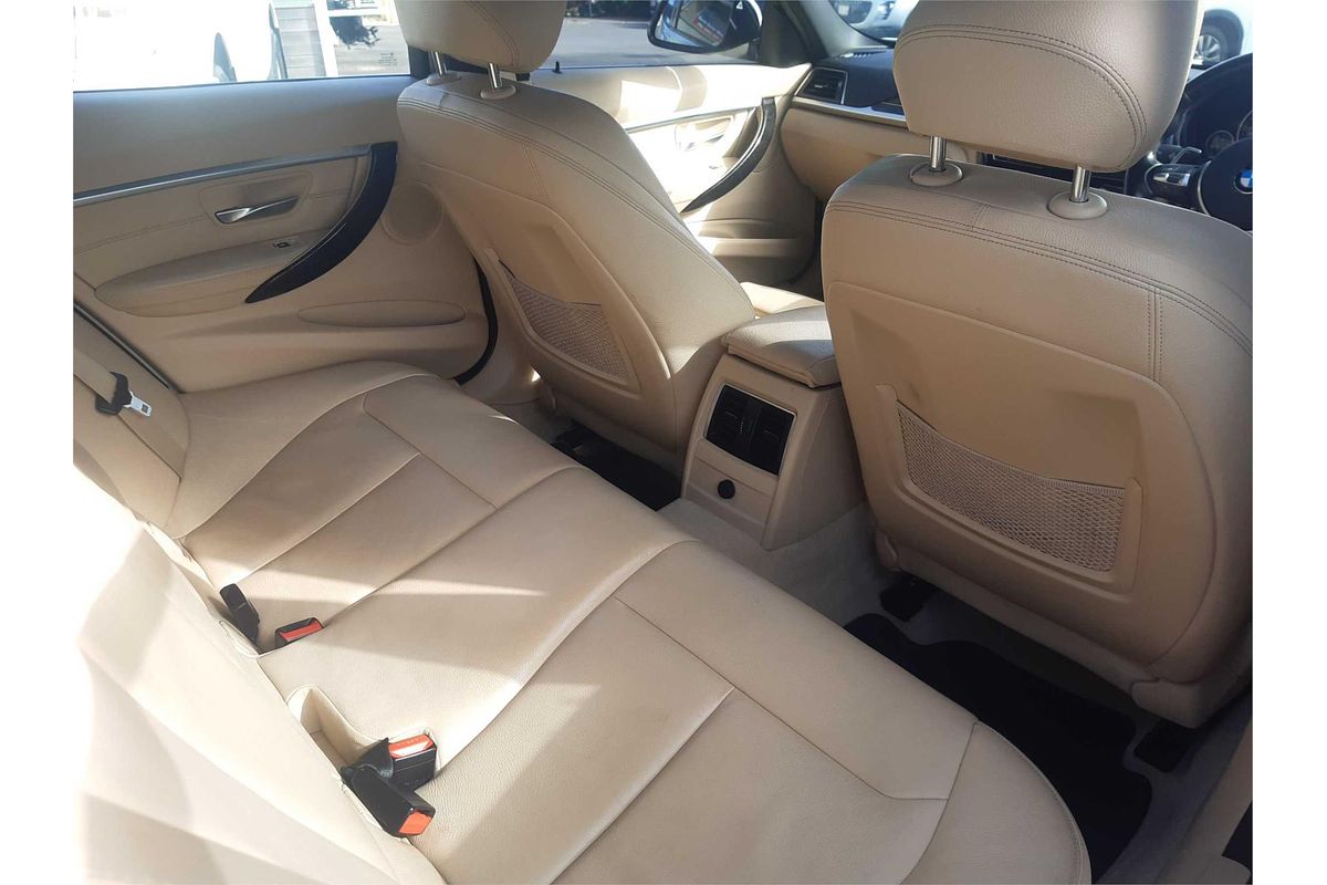 2015 BMW 3 30i SPORT LINE F30 LCI