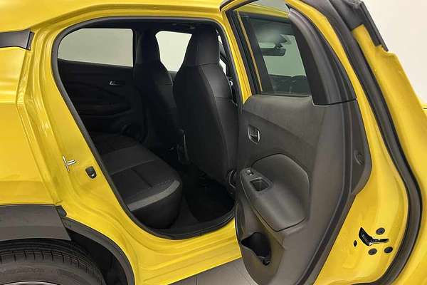 2024 Nissan JUKE ST-L F16