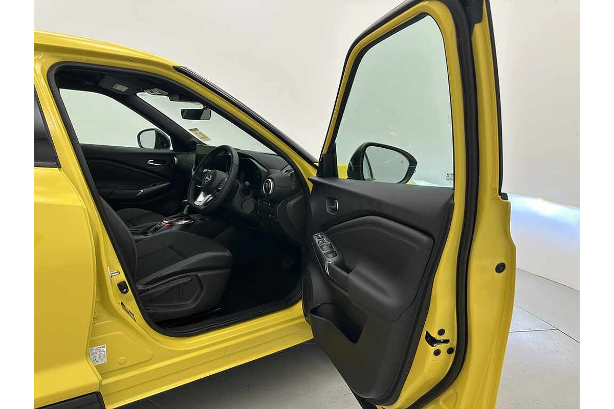2024 Nissan JUKE ST-L F16
