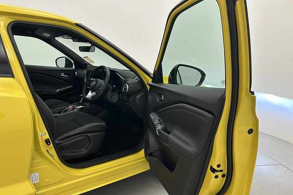 2024 Nissan JUKE ST-L F16