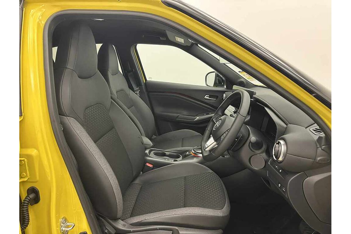 2024 Nissan JUKE ST-L F16