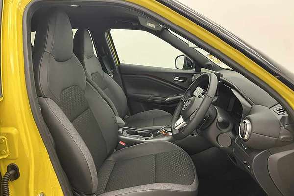 2024 Nissan JUKE ST-L F16