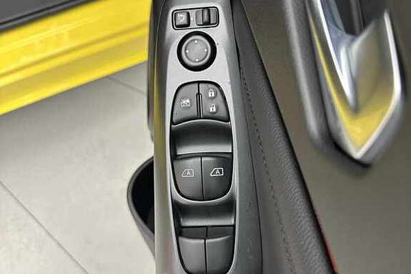 2024 Nissan JUKE ST-L F16