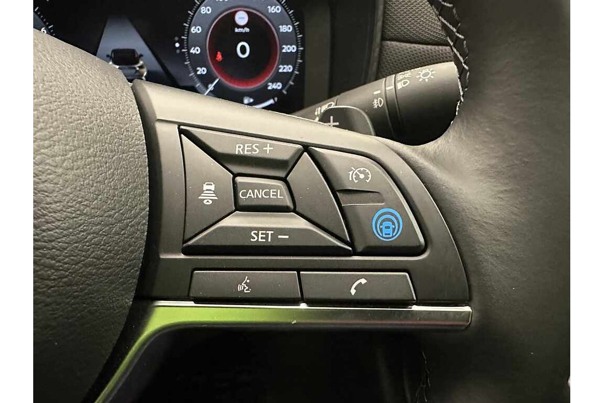 2024 Nissan JUKE ST-L F16