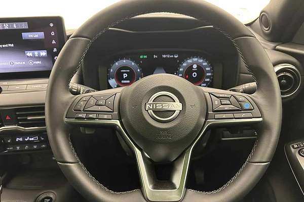 2024 Nissan JUKE ST-L F16