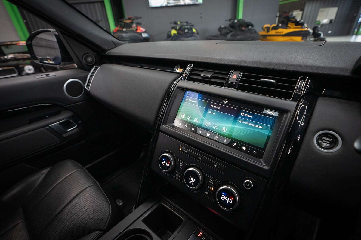 2018 Land Rover Discovery SD4 SE Series 5