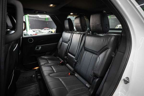 2018 Land Rover Discovery SD4 SE Series 5