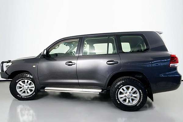2011 Toyota Landcruiser GXL VDJ200R