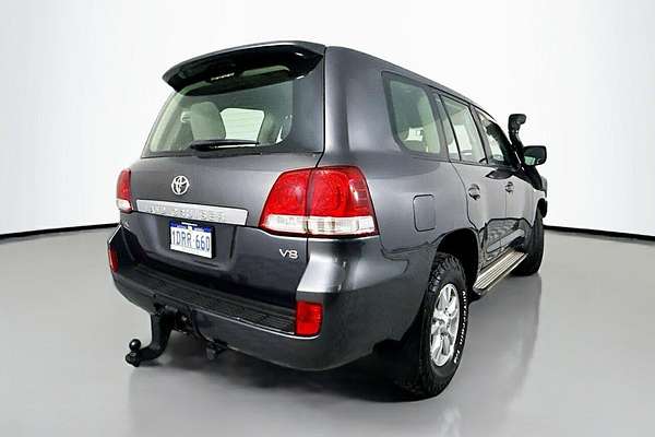 2011 Toyota Landcruiser GXL VDJ200R