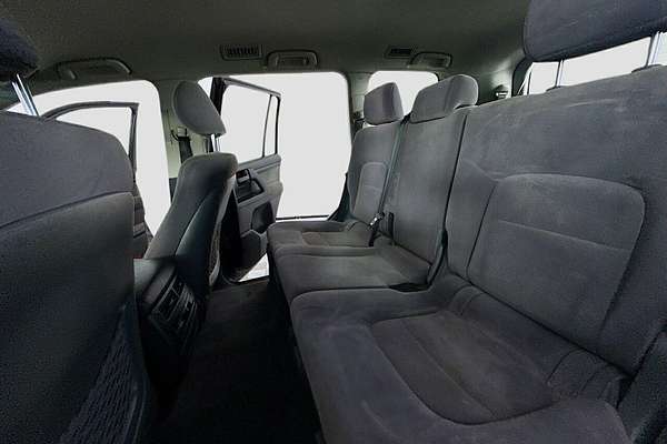 2011 Toyota Landcruiser GXL VDJ200R