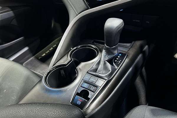 2024 Toyota Camry Ascent AXVH70R