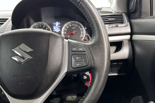 2016 Suzuki Swift GL FZ