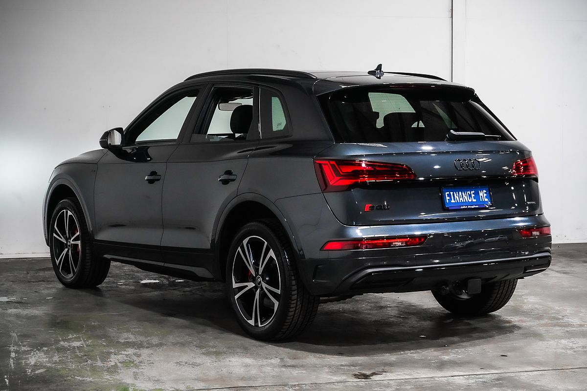 2023 Audi Q5 45 TFSI Dynamic Black FY