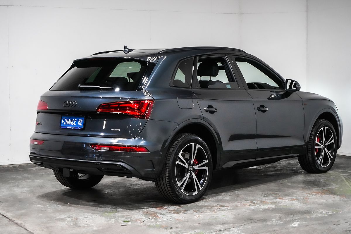 2023 Audi Q5 45 TFSI Dynamic Black FY