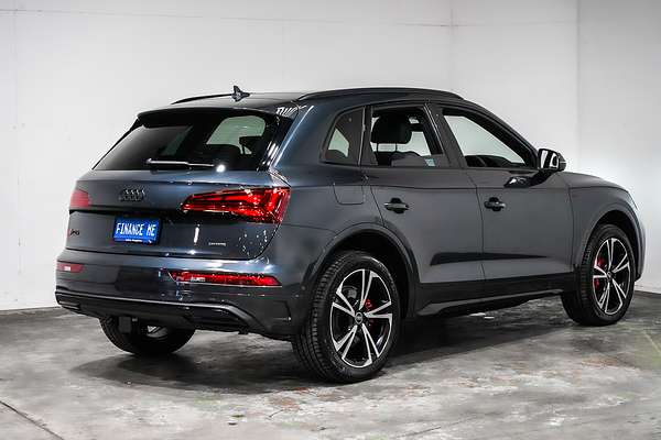 2023 Audi Q5 45 TFSI Dynamic Black FY