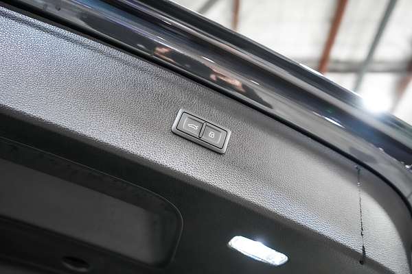 2023 Audi Q5 45 TFSI Dynamic Black FY