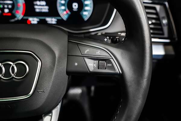 2023 Audi Q5 45 TFSI Dynamic Black FY
