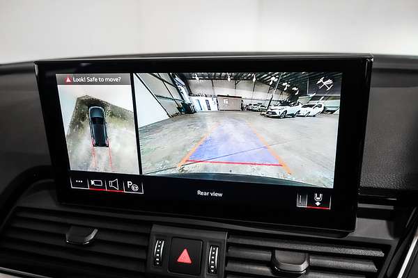 2023 Audi Q5 45 TFSI Dynamic Black FY