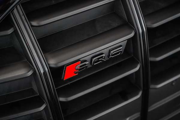2023 Audi Q5 45 TFSI Dynamic Black FY