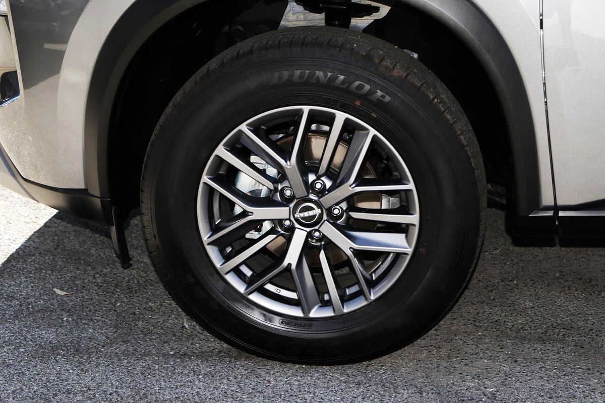 2025 Nissan X-TRAIL ST T33