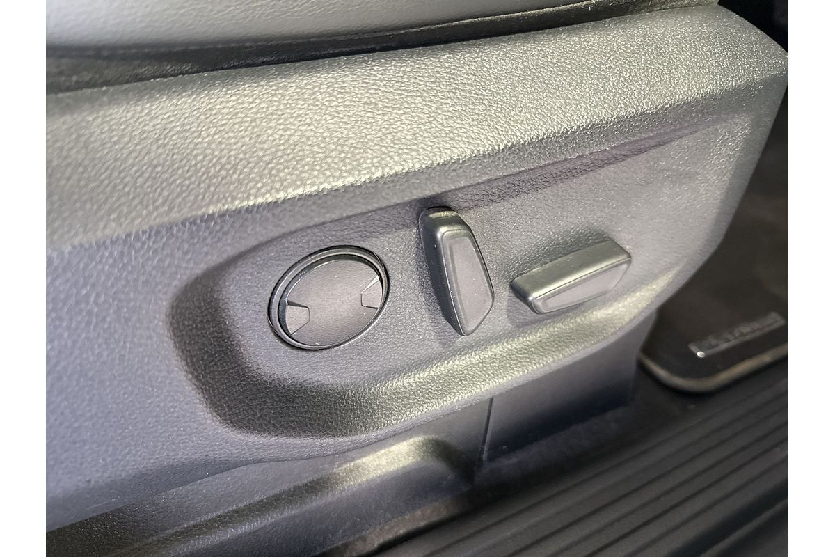 2022 Ford Everest Platinum 3.0L