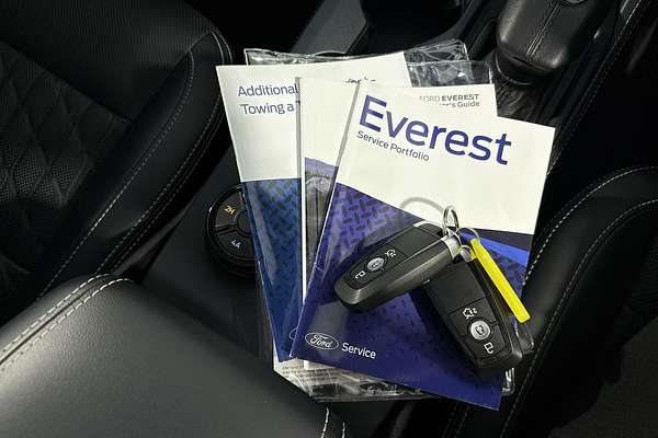 2022 Ford Everest Platinum 3.0L