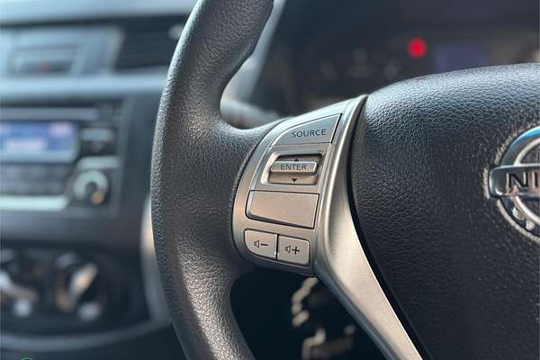 2015 Nissan Navara RX NP300 D23 4X4