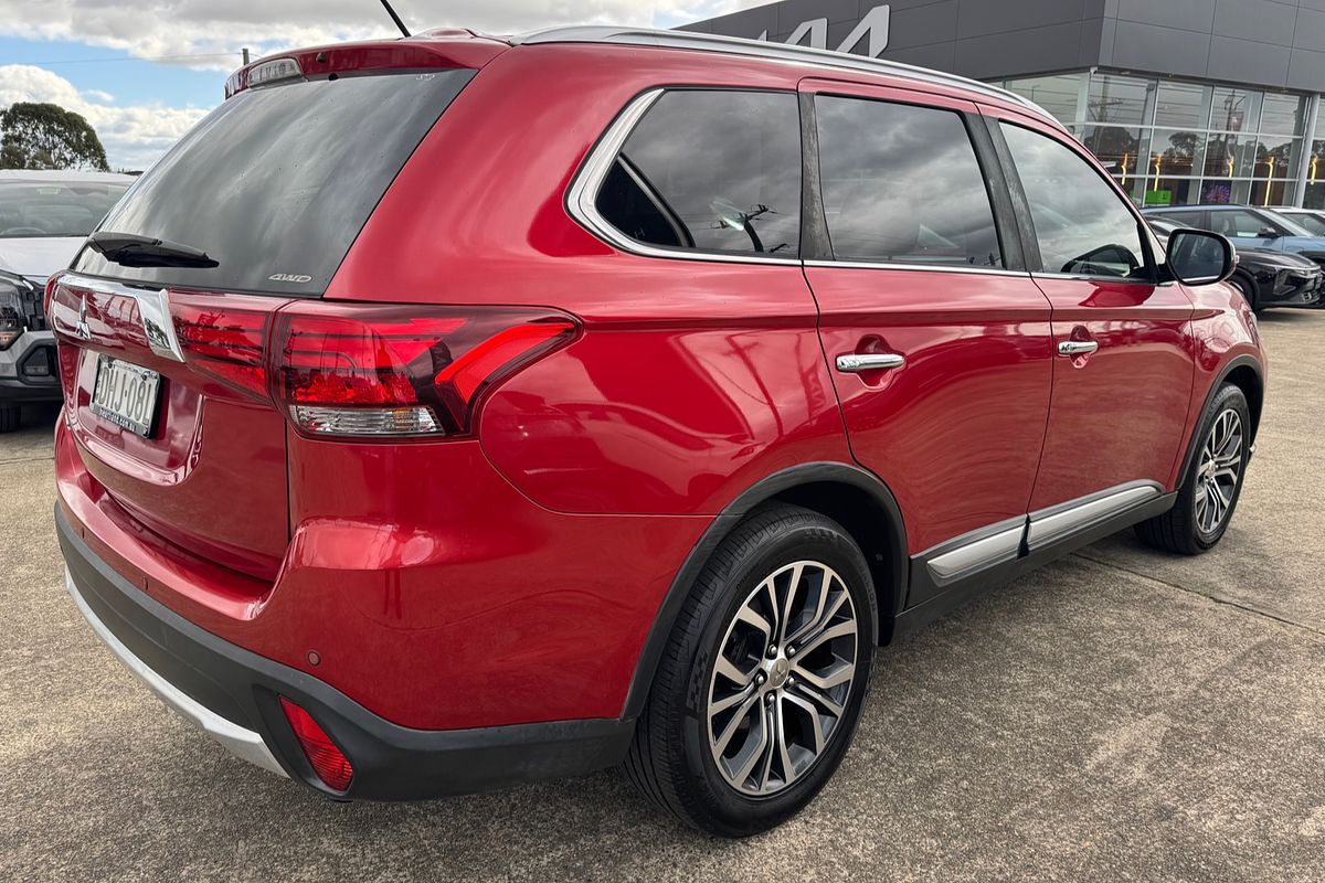 2016 Mitsubishi Outlander Exceed ZK