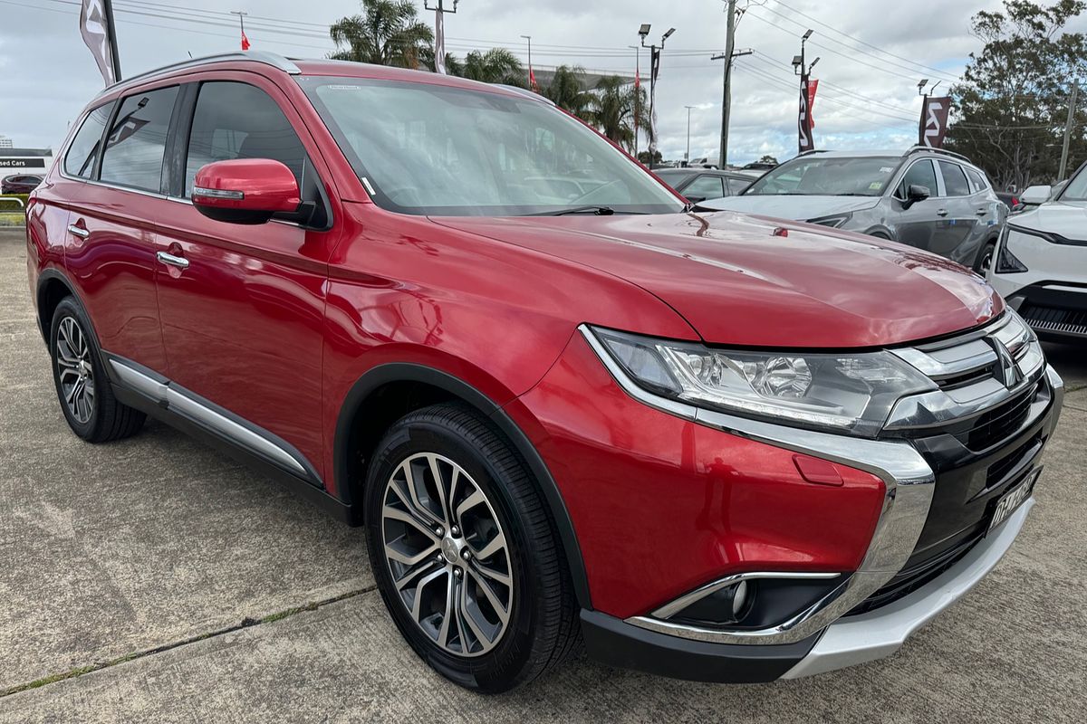 2016 Mitsubishi Outlander Exceed ZK