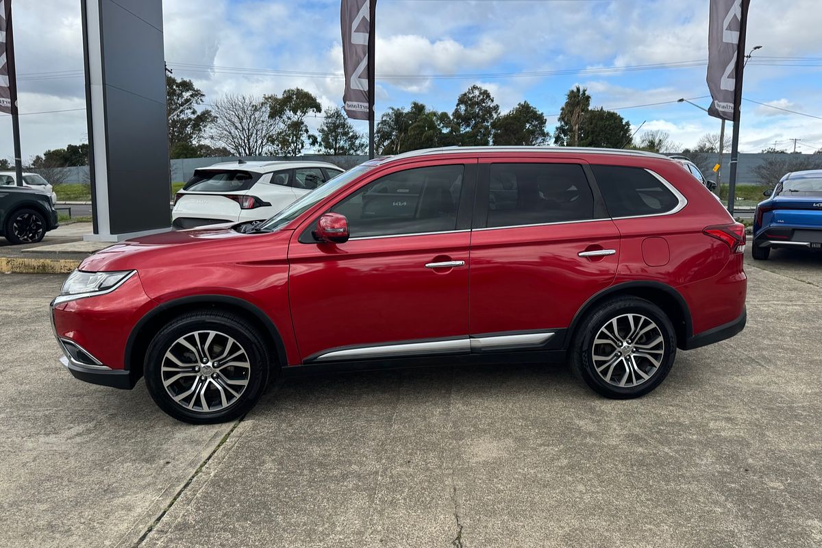 2016 Mitsubishi Outlander Exceed ZK