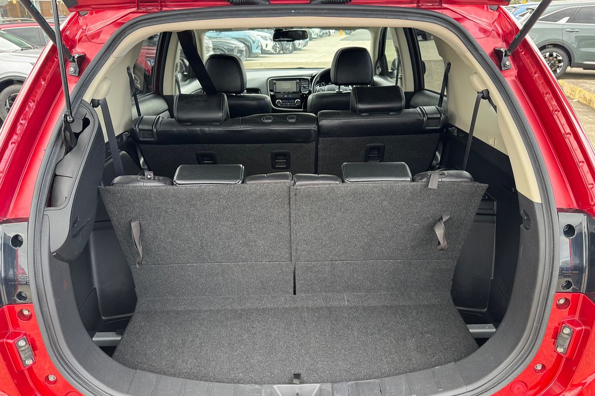 2016 Mitsubishi Outlander Exceed ZK