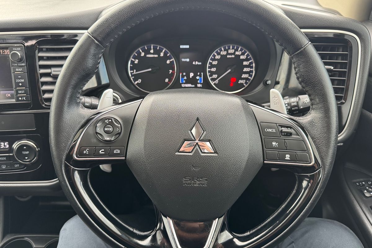 2016 Mitsubishi Outlander Exceed ZK