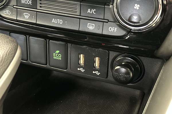 2023 Mitsubishi Eclipse Cross LS YB