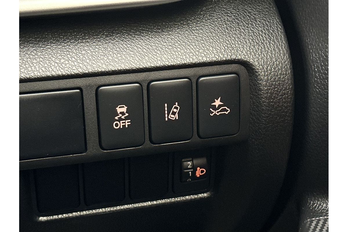 2023 Mitsubishi Eclipse Cross LS YB
