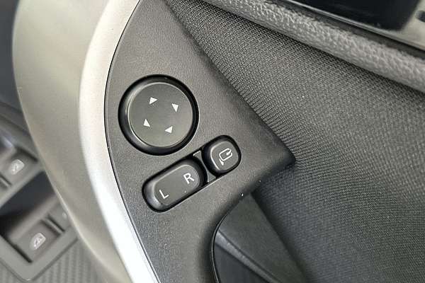 2023 Mitsubishi Eclipse Cross LS YB
