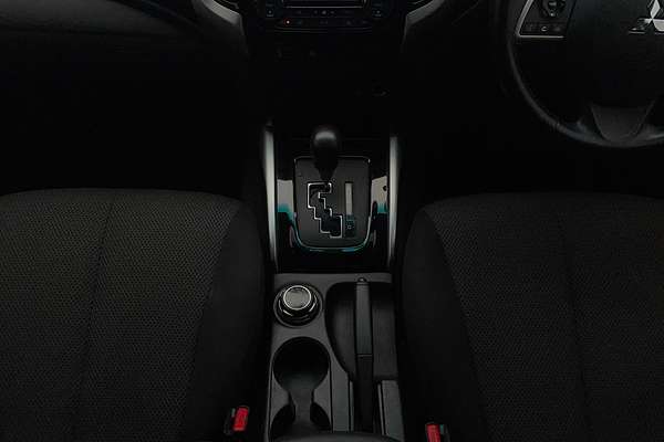 2015 Mitsubishi Triton GLS MQ 4X4