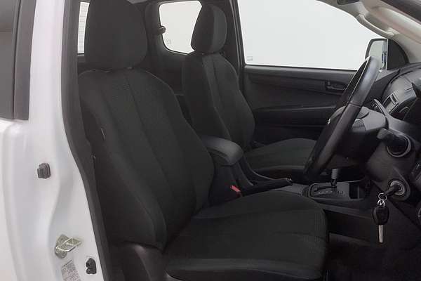 2020 Isuzu D-MAX SX High Ride Rear Wheel Drive